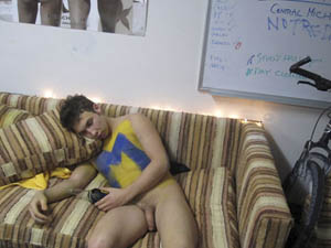 Michigan Boys Know How To Party hazehim, haze him