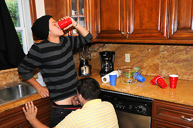 Anchorman Roulette hazehim, haze him